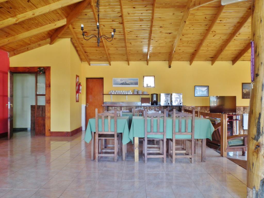 Hosteria Los Nires Ел Чалтен Екстериор снимка