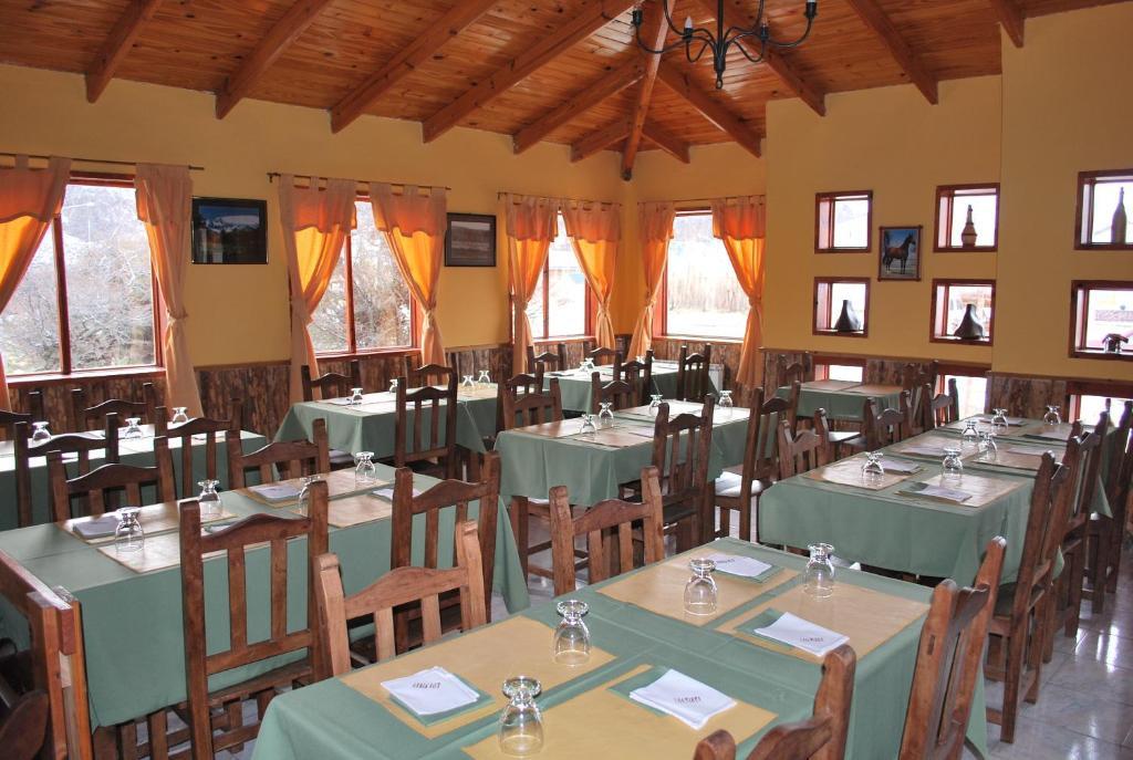 Hosteria Los Nires Ел Чалтен Екстериор снимка